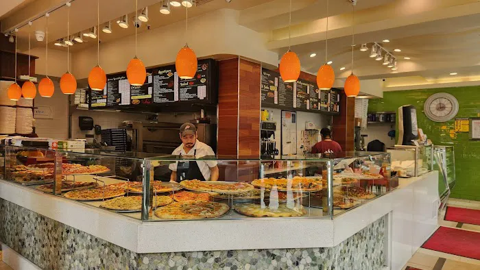 Amore Pizza Café Picture 6