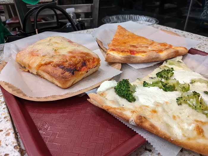 Amore Pizza Café Picture 3