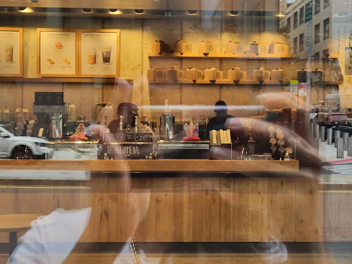 Starbucks Picture 9