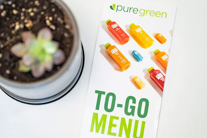 Pure Green - Juice Bar Waterline Square Harry's Table Picture 4
