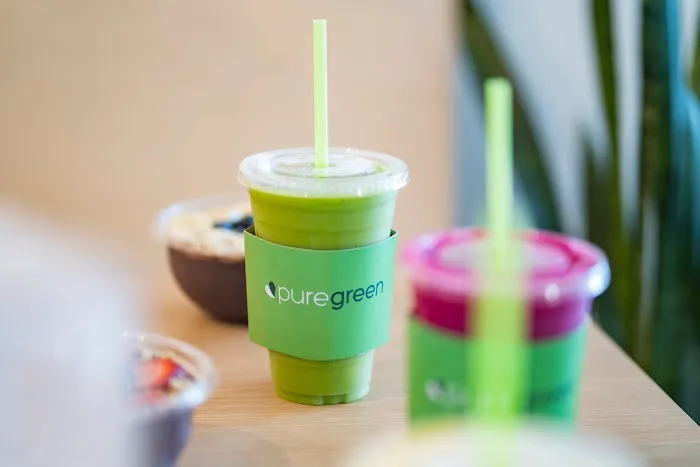 Pure Green - Juice Bar Waterline Square Harry's Table Picture 8