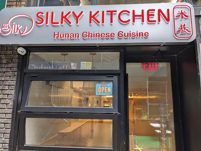 Silky Kitchen Picture 2
