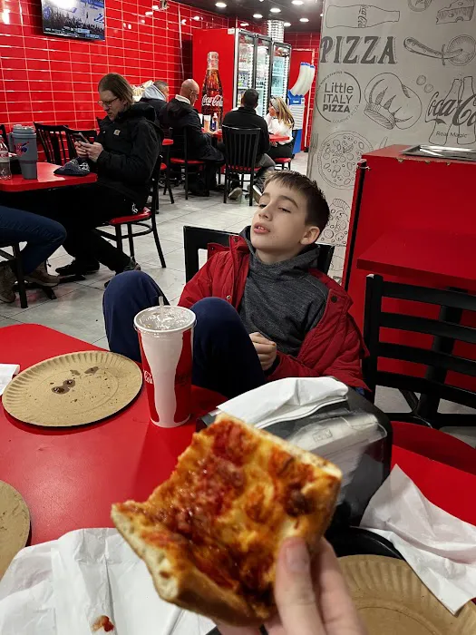 Little Italy pizza Picture 4