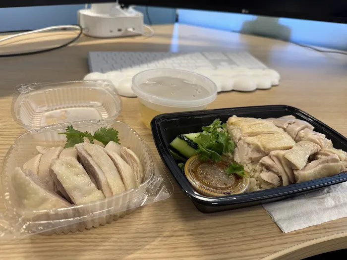 Mr. Khao Man Gai Food Truck Picture 8