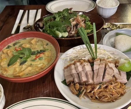 Mitr Thai Restaurant