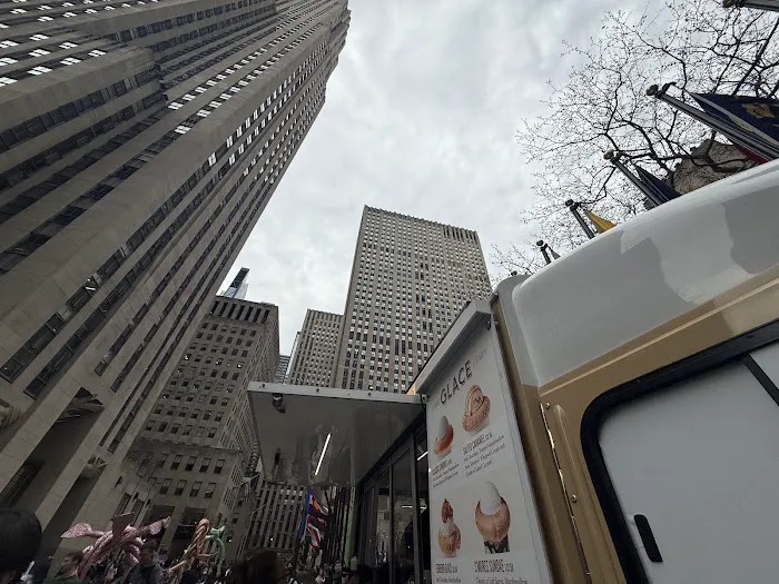 Glace Rockefeller Center Picture 10