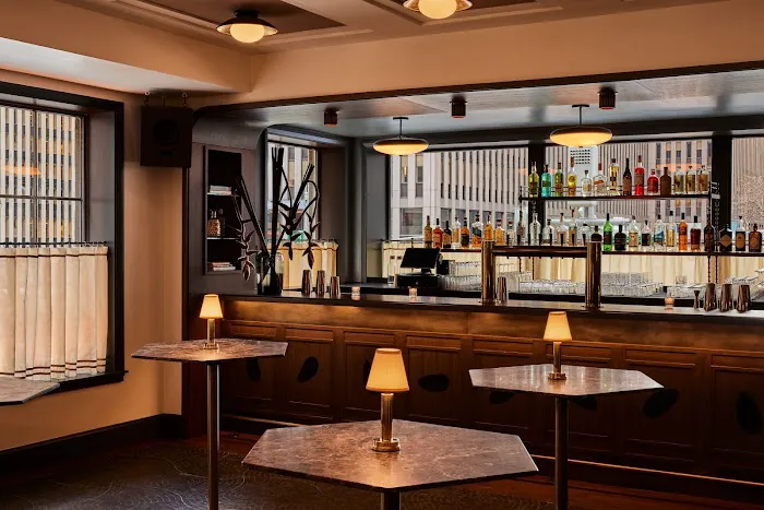 Pebble Bar Picture 8