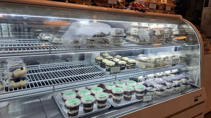 Magnolia Bakery - Rockefeller Center Picture 3