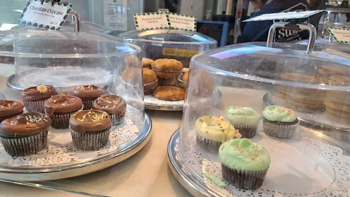 Magnolia Bakery - Rockefeller Center Picture 4