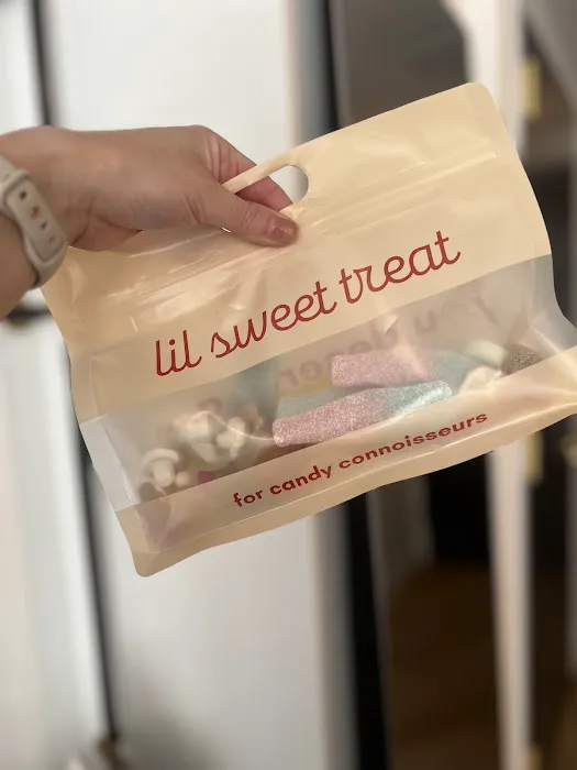 lil sweet treat Picture 3