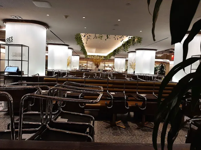 5 Acres Restaurant Picture 4