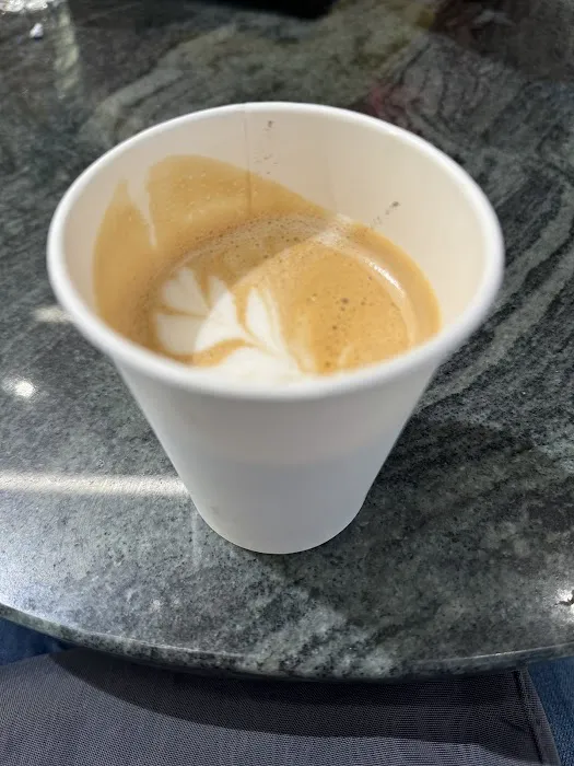 Café at Saks Picture 4