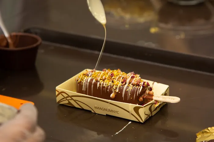 Magnum New York Picture 5