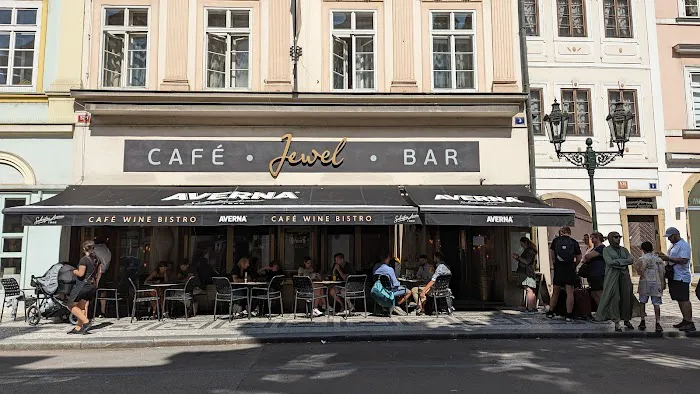Cafe Jewel Picture 5