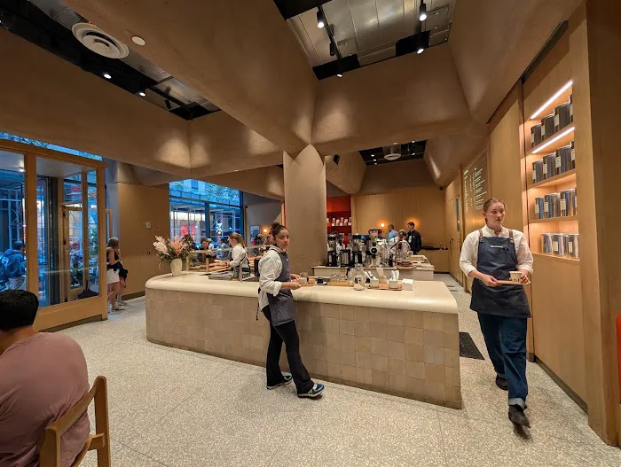WatchHouse 5th Ave. Picture 5