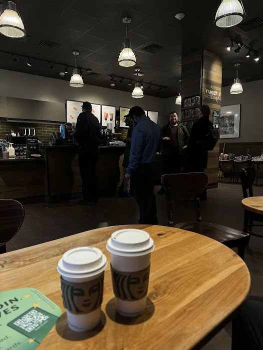 Starbucks Picture 4
