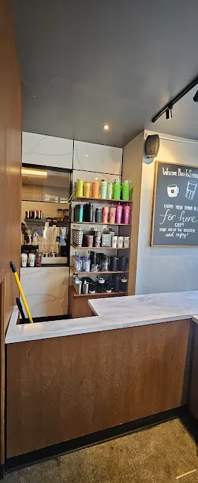 Starbucks Picture 8