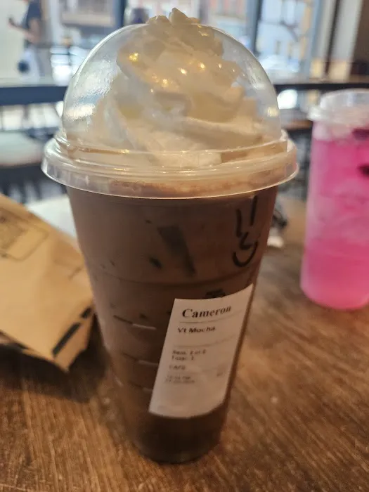Starbucks Picture 6