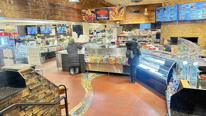 Global Kitchen Picture 1