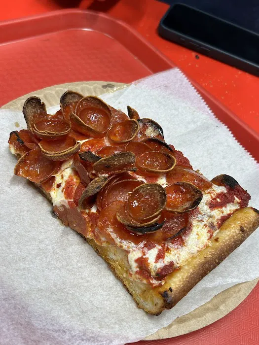 Little Italy Pizza Picture 10
