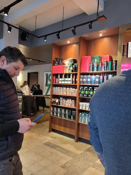 Starbucks Picture 6