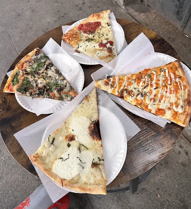 Pop's Pizzas Picture 10
