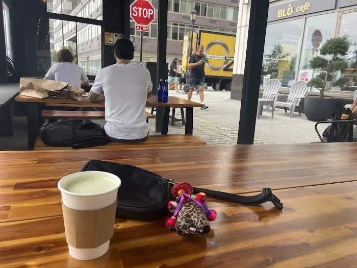 Blu Café Picture 6