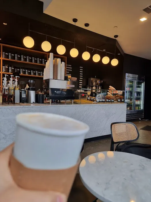 Blu Café Picture 8
