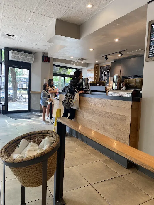 Starbucks Picture 7