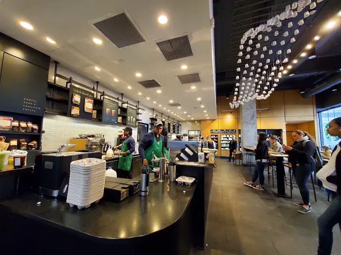 Starbucks Picture 1