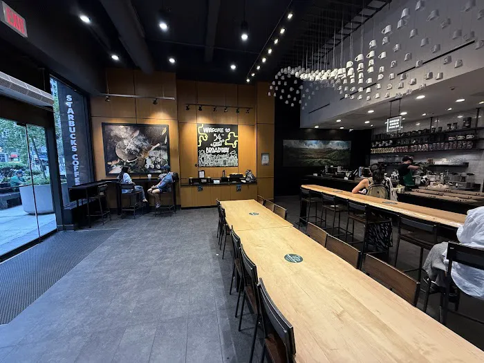 Starbucks Picture 9