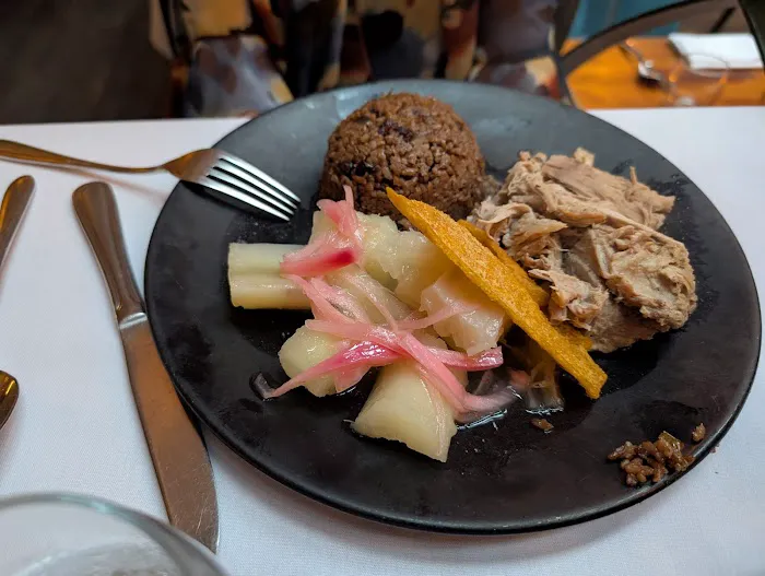 Victor's Cafe Cuban Restaurant Picture 6