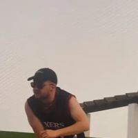 Lewis & The Lamb ico