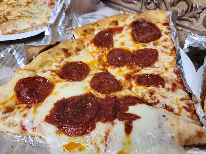 $1.50 Fresh Pizza Picture 5