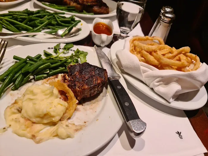 Gallagher’s Steakhouse NYC Picture 7