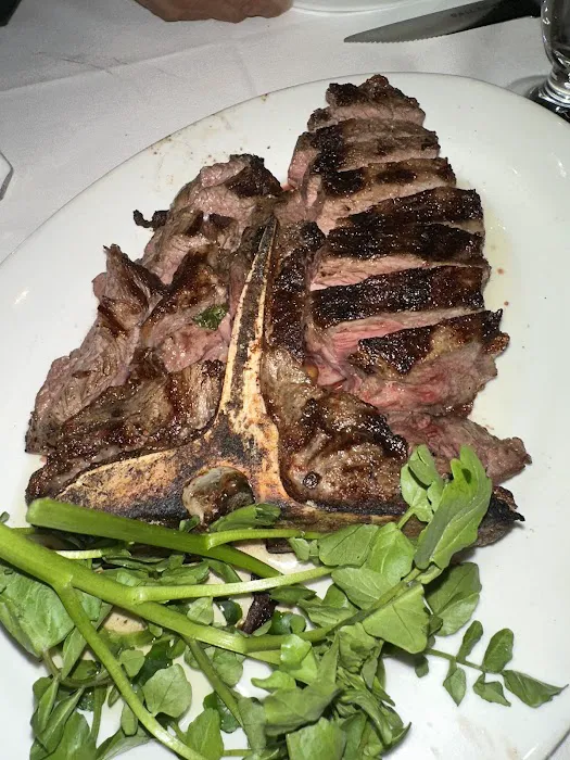 Gallagher’s Steakhouse NYC Picture 6