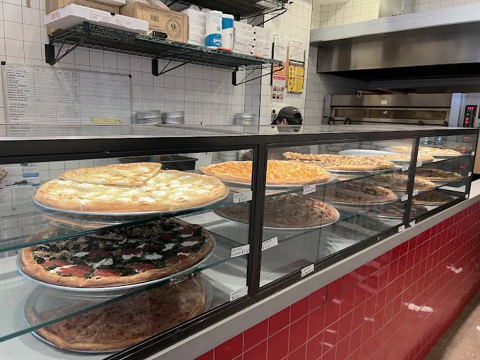 2 Bros Pizza Picture 9