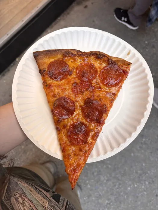 2 Bros Pizza Picture 6