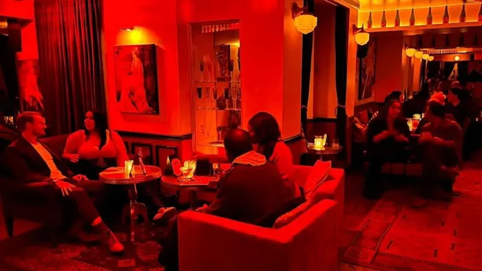 Flûte Champagne Bar Picture 7
