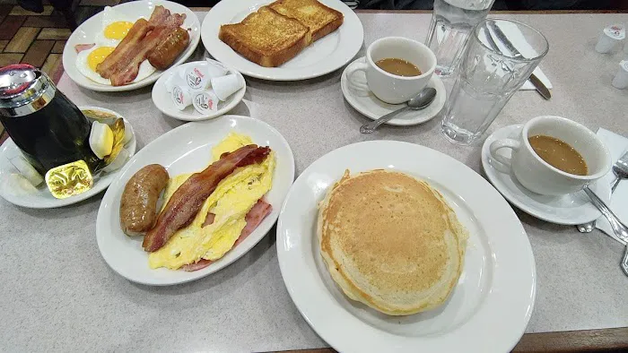 Applejack Diner Picture 10