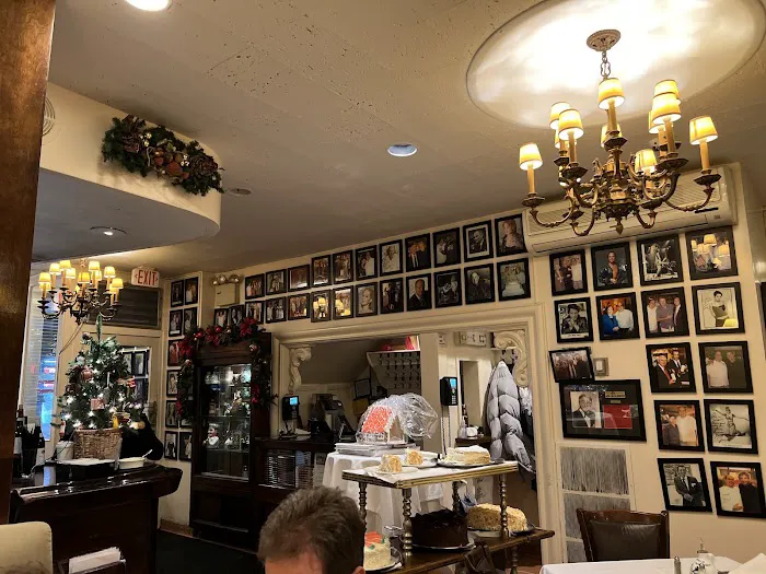 Patsy's Italian Restaurant Picture 3