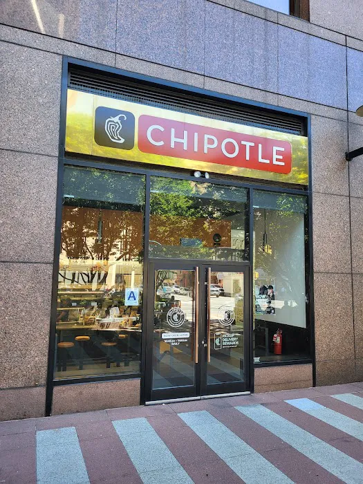 Chipotle Mexican Grill Picture 4