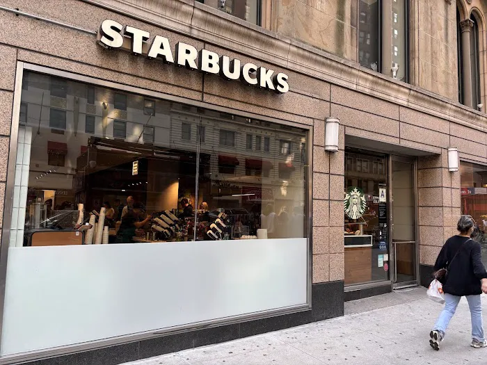 Starbucks Picture 4