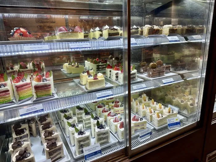 Paris Baguette Picture 1