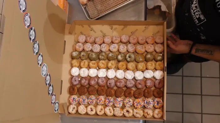 Doughnuttery Picture 8