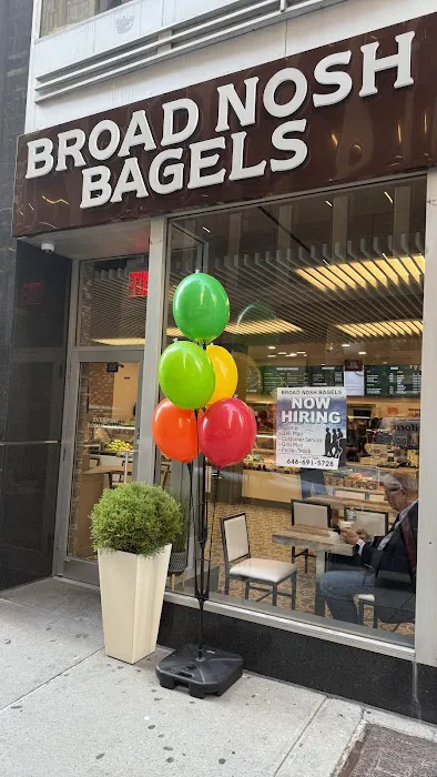 Broad Nosh Bagels Deli & Catering 49th Street Picture 10