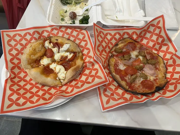 Bagizza Bagels & Pizza Picture 9