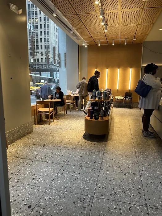 Starbucks Picture 4
