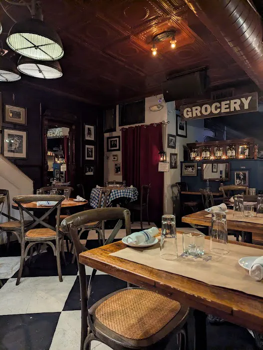 Hudson Malone: A New York Joint Picture 5