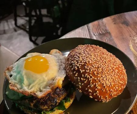 Tawan Thai Burger